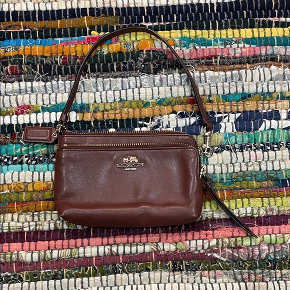 Coach Rich Brown Leather Wristlet/Wallet - Picture 1 of 4